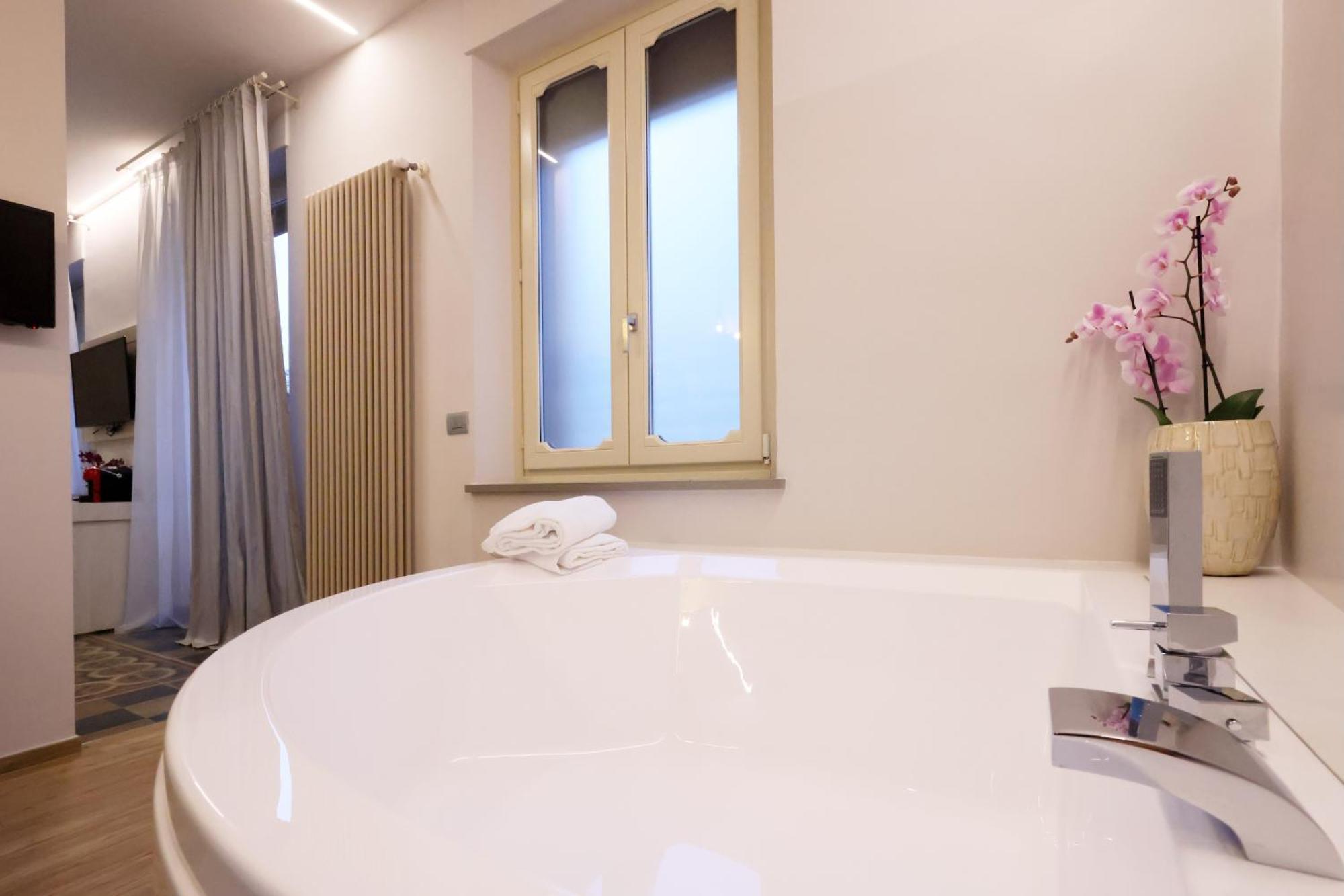 アルバ Palazzo Belli Bed & Breakfast エクステリア 写真