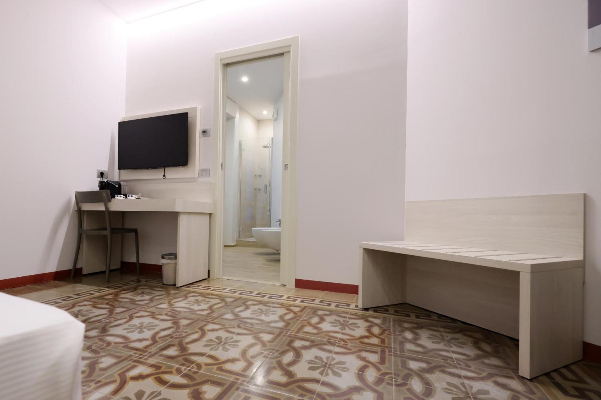 アルバ Palazzo Belli Bed & Breakfast エクステリア 写真